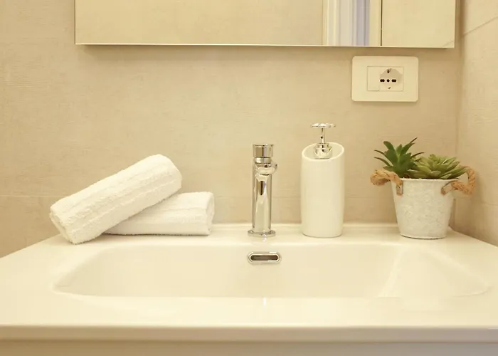 Postcard - Mima Management Daire *